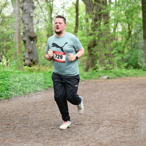 19.04.2026 - Hammer Lauf Dr. Thomas Lammeyer http://msf.ph/oto/9558360 19.04.2026 12:44:28 Laufen 842, 729 meine-sportfotos.de