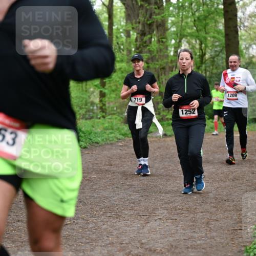 19.04.2026 - Hammer Lauf Dr. Thomas Lammeyer http://msf.ph/oto/9558819 19.04.2026 12:46:06 Laufen 163, 719, 1252, 1209 meine-sportfotos.de