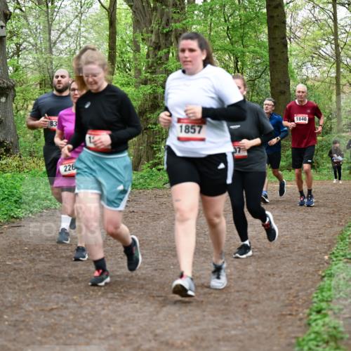19.04.2026 - Hammer Lauf Dr. Thomas Lammeyer http://msf.ph/oto/9558861 19.04.2026 12:46:13 Laufen 226, 1857, 1840, 1072 meine-sportfotos.de