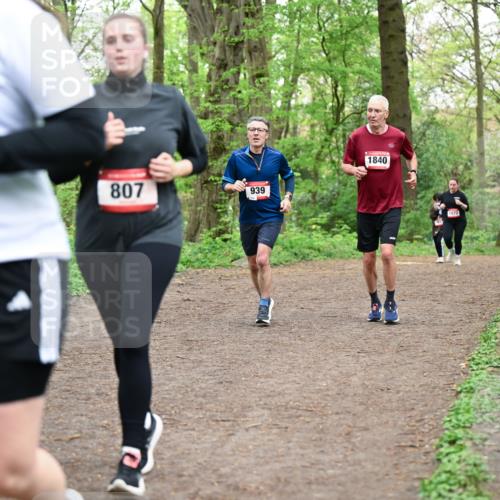 19.04.2026 - Hammer Lauf Dr. Thomas Lammeyer http://msf.ph/oto/9558871 19.04.2026 12:46:15 Laufen 807, 939, 1840, 1072 meine-sportfotos.de
