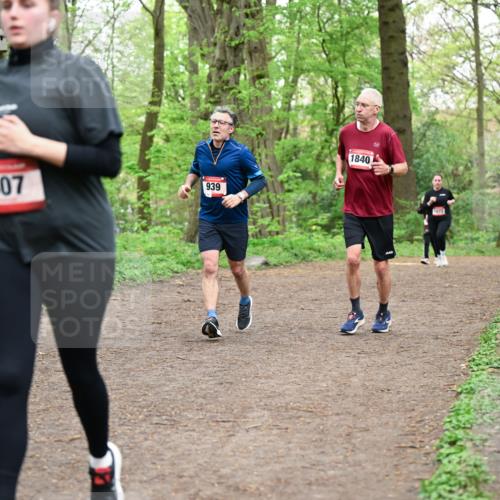 19.04.2026 - Hammer Lauf Dr. Thomas Lammeyer http://msf.ph/oto/9558873 19.04.2026 12:46:15 Laufen 807, 939, 1840, 1072 meine-sportfotos.de
