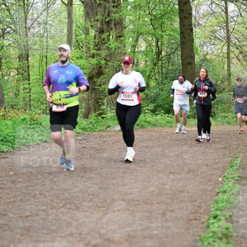 19.04.2026 - Hammer Lauf Dr. Thomas Lammeyer http://msf.ph/oto/9558925 19.04.2026 12:46:27 Laufen 1733, 923, 1581, 800 meine-sportfotos.de