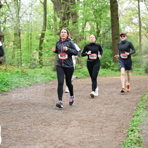 19.04.2026 - Hammer Lauf Dr. Thomas Lammeyer http://msf.ph/oto/9558944 19.04.2026 12:46:30 Laufen 581, 923, 1824, 1884 meine-sportfotos.de