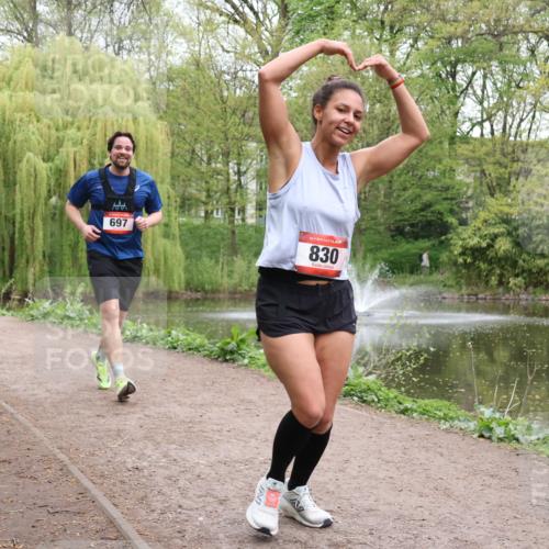 19.04.2026 - Hammer Lauf Lena Gebhardt http://msf.ph/oto/9559460 19.04.2026 12:06:25 Laufen 697, 16, 830, 16, 1 meine-sportfotos.de