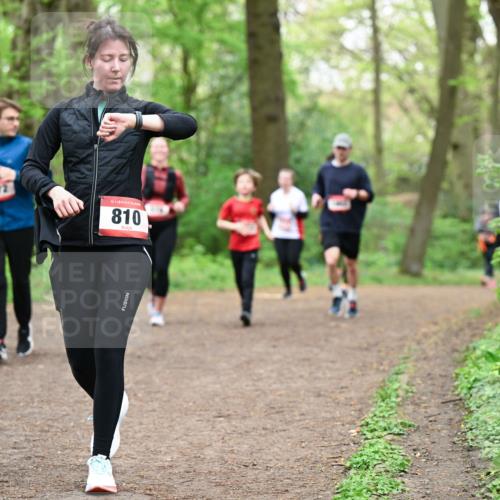 19.04.2026 - Hammer Lauf Dr. Thomas Lammeyer http://msf.ph/oto/9559566 19.04.2026 12:48:03 Laufen 972, 810 meine-sportfotos.de