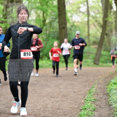 19.04.2026 - Hammer Lauf Dr. Thomas Lammeyer http://msf.ph/oto/9559569 19.04.2026 12:48:03 Laufen 810 meine-sportfotos.de