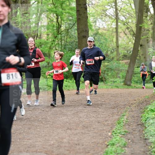 19.04.2026 - Hammer Lauf Dr. Thomas Lammeyer http://msf.ph/oto/9559572 19.04.2026 12:48:03 Laufen 810, 1571, 1862 meine-sportfotos.de