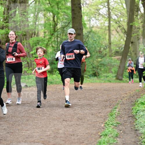 19.04.2026 - Hammer Lauf Dr. Thomas Lammeyer http://msf.ph/oto/9559582 19.04.2026 12:48:04 Laufen 810, 973, 518, 981, 1862 meine-sportfotos.de