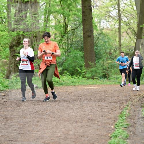 19.04.2026 - Hammer Lauf Dr. Thomas Lammeyer http://msf.ph/oto/9559593 19.04.2026 12:48:07 Laufen 1571, 1574, 1757, 1740 meine-sportfotos.de