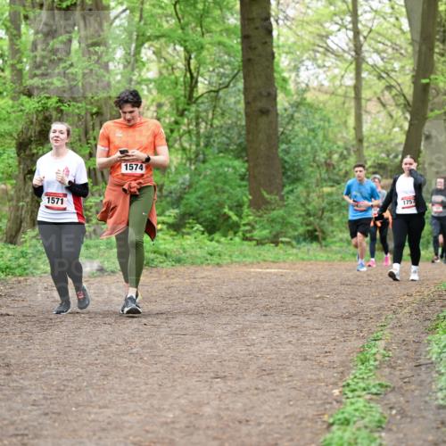 19.04.2026 - Hammer Lauf Dr. Thomas Lammeyer http://msf.ph/oto/9559595 19.04.2026 12:48:07 Laufen 1571, 1574, 1757 meine-sportfotos.de