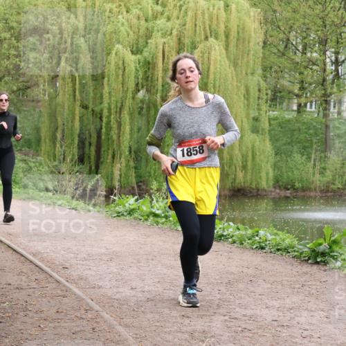 19.04.2026 - Hammer Lauf Lena Gebhardt http://msf.ph/oto/9559791 19.04.2026 12:16:15 Laufen 16, 1858 meine-sportfotos.de