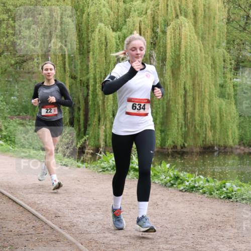 19.04.2026 - Hammer Lauf Lena Gebhardt http://msf.ph/oto/9559971 19.04.2026 12:28:52 Laufen 22, 3, 16, 634 meine-sportfotos.de
