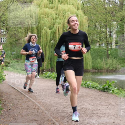19.04.2026 - Hammer Lauf Lena Gebhardt http://msf.ph/oto/9560376 19.04.2026 12:38:14 Laufen 1919, 16, 74 meine-sportfotos.de