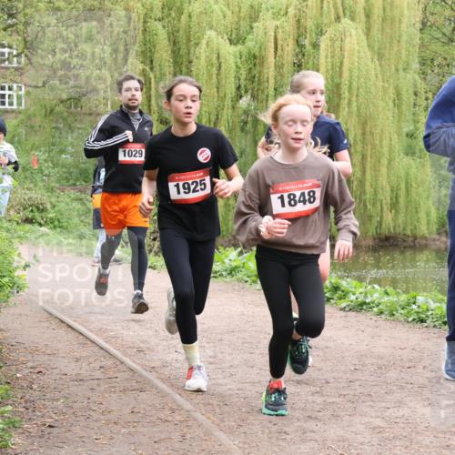 19.04.2026 - Hammer Lauf Lena Gebhardt http://msf.ph/oto/9560433 19.04.2026 12:39:00 Laufen 1056, 1029, 16, 1925, 16, 1848 meine-sportfotos.de
