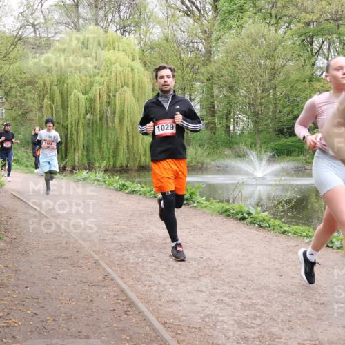 19.04.2026 - Hammer Lauf Lena Gebhardt http://msf.ph/oto/9560443 19.04.2026 12:39:02 Laufen 1874, 1056, 1029 meine-sportfotos.de