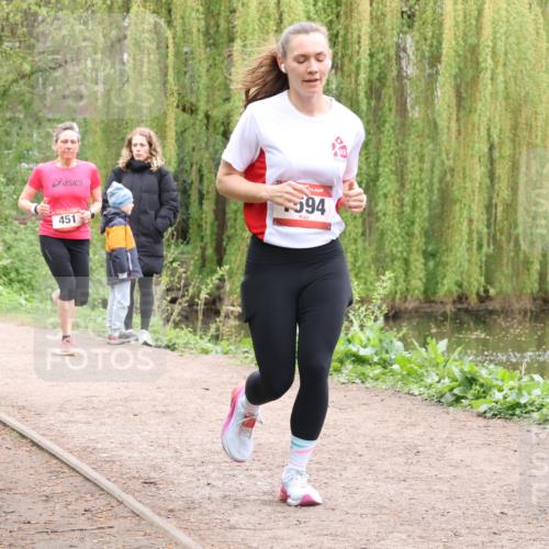 19.04.2026 - Hammer Lauf Lena Gebhardt http://msf.ph/oto/9560463 19.04.2026 12:39:21 Laufen 12, 3, 451, 594 meine-sportfotos.de