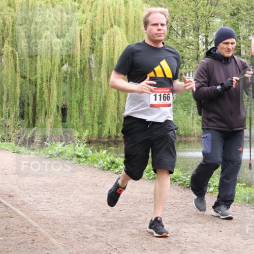 19.04.2026 - Hammer Lauf Lena Gebhardt http://msf.ph/oto/9560493 19.04.2026 12:39:44 Laufen 16, 1166 meine-sportfotos.de