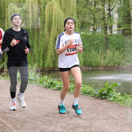 19.04.2026 - Hammer Lauf Lena Gebhardt http://msf.ph/oto/9560759 19.04.2026 12:43:17 Laufen 1585, 1786 meine-sportfotos.de