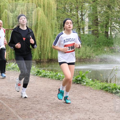 19.04.2026 - Hammer Lauf Lena Gebhardt http://msf.ph/oto/9560760 19.04.2026 12:43:18 Laufen 1585, 16, 786 meine-sportfotos.de