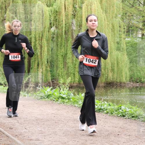 19.04.2026 - Hammer Lauf Lena Gebhardt http://msf.ph/oto/9560795 19.04.2026 12:43:39 Laufen 1041, 16, 1042 meine-sportfotos.de