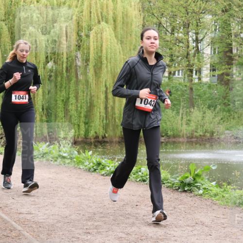 19.04.2026 - Hammer Lauf Lena Gebhardt http://msf.ph/oto/9560796 19.04.2026 12:43:39 Laufen 1041, 042 meine-sportfotos.de