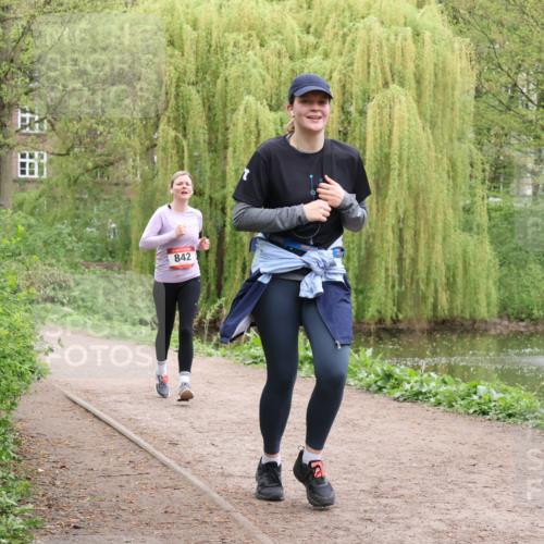 19.04.2026 - Hammer Lauf Lena Gebhardt http://msf.ph/oto/9560863 19.04.2026 12:44:59 Laufen 842 meine-sportfotos.de