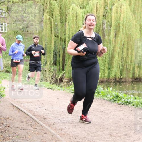19.04.2026 - Hammer Lauf Lena Gebhardt http://msf.ph/oto/9561045 19.04.2026 12:47:38 Laufen 950, 949, 1927 meine-sportfotos.de