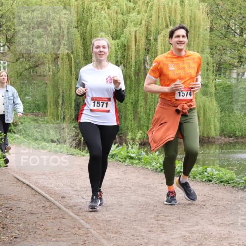 19.04.2026 - Hammer Lauf Lena Gebhardt http://msf.ph/oto/9561115 19.04.2026 12:48:43 Laufen 1571, 1574 meine-sportfotos.de