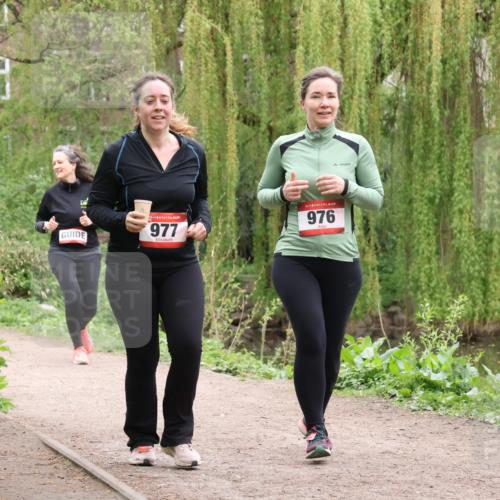 19.04.2026 - Hammer Lauf Lena Gebhardt http://msf.ph/oto/9561171 19.04.2026 12:50:04 Laufen 16, 977, 976 meine-sportfotos.de