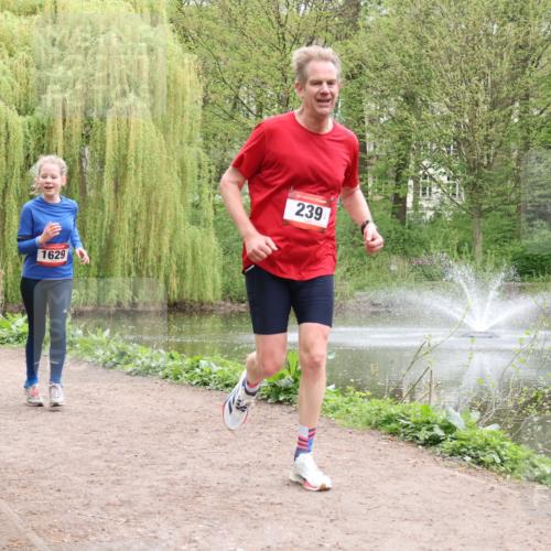 19.04.2026 - Hammer Lauf Lena Gebhardt http://msf.ph/oto/9561297 19.04.2026 12:53:04 Laufen 1273, 1629, 239 meine-sportfotos.de