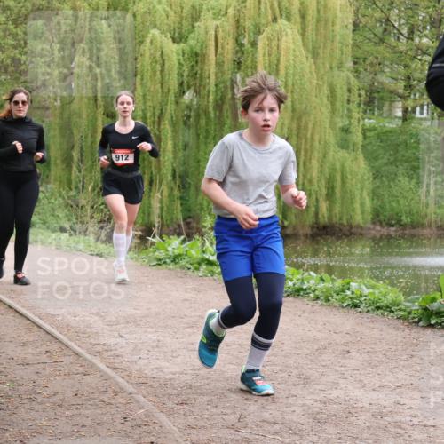19.04.2026 - Hammer Lauf Lena Gebhardt http://msf.ph/oto/9561391 19.04.2026 12:56:24 Laufen 912 meine-sportfotos.de