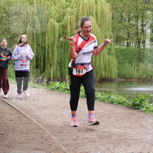 19.04.2026 - Hammer Lauf Lena Gebhardt http://msf.ph/oto/9561402 19.04.2026 12:56:38 Laufen 387, 1013, 1847, 161 meine-sportfotos.de