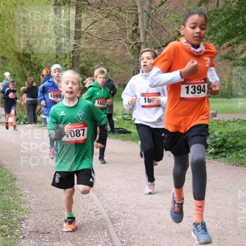 19.04.2026 - Hammer Lauf Lena Gebhardt http://msf.ph/oto/9562376 19.04.2026 09:25:13 Laufen 1099, 1651, 087, 1652, 16, 16, 1394 meine-sportfotos.de