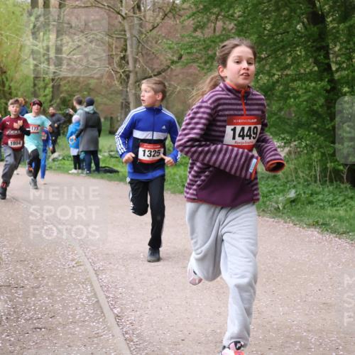 19.04.2026 - Hammer Lauf Lena Gebhardt http://msf.ph/oto/9562408 19.04.2026 09:25:23 Laufen 1804, 173, 1325, 16, 1449 meine-sportfotos.de