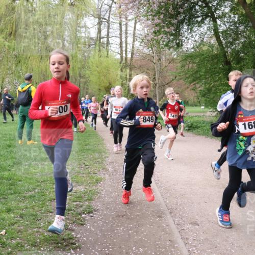 19.04.2026 - Hammer Lauf Lena Gebhardt http://msf.ph/oto/9562550 19.04.2026 09:26:16 Laufen 16, 500, 917, 16, 849, 1415, 16, 1685 meine-sportfotos.de