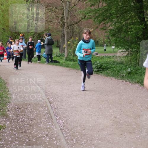19.04.2026 - Hammer Lauf Lena Gebhardt http://msf.ph/oto/9562784 19.04.2026 09:27:19 Laufen 892, 1779, 13, 1 meine-sportfotos.de