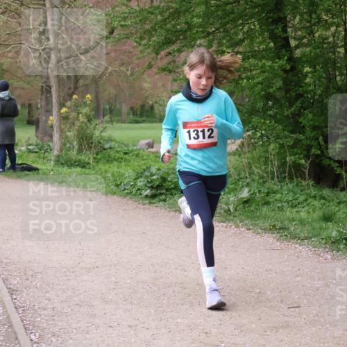 19.04.2026 - Hammer Lauf Lena Gebhardt http://msf.ph/oto/9562785 19.04.2026 09:27:20 Laufen 1779, 1326, 16, 1312 meine-sportfotos.de