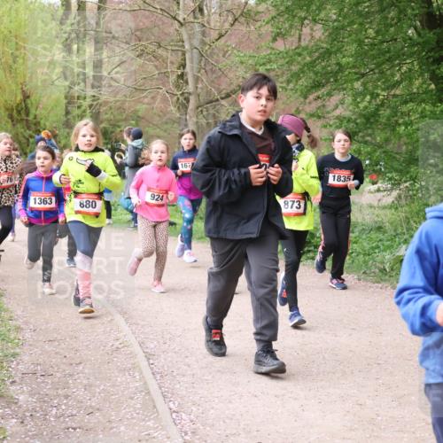 19.04.2026 - Hammer Lauf Lena Gebhardt http://msf.ph/oto/9562801 19.04.2026 09:27:26 Laufen 924, 1327, 1363, 880, 167, 873, 1835, 16, 811 meine-sportfotos.de