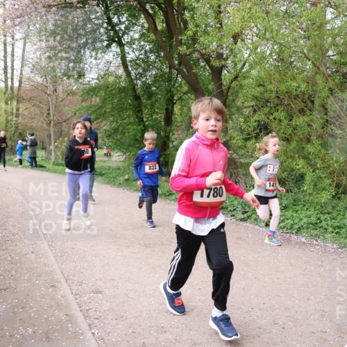 19.04.2026 - Hammer Lauf Lena Gebhardt http://msf.ph/oto/9562811 19.04.2026 09:27:30 Laufen 60, 822, 1780, 141 meine-sportfotos.de