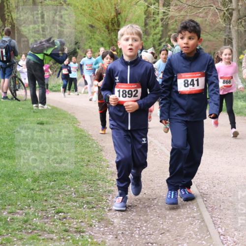 19.04.2026 - Hammer Lauf Lena Gebhardt http://msf.ph/oto/9562856 19.04.2026 09:27:52 Laufen 1506, 147, 16, 1892, 16, 841, 866, 1650, 1135 meine-sportfotos.de