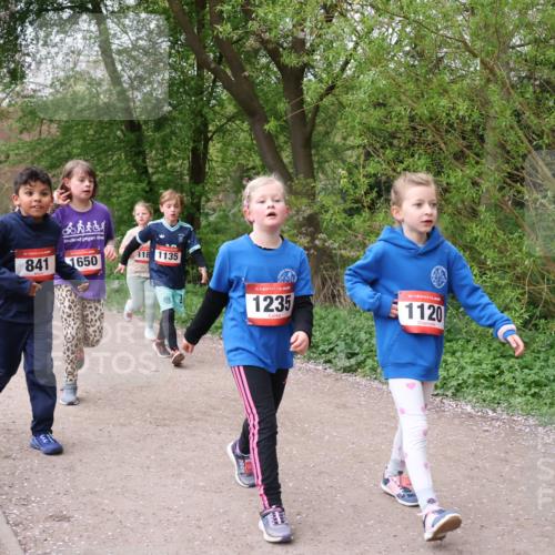 19.04.2026 - Hammer Lauf Lena Gebhardt http://msf.ph/oto/9562860 19.04.2026 09:27:53 Laufen 892, 841, 1650, 118, 1135, 16, 1235, 16, 1120 meine-sportfotos.de