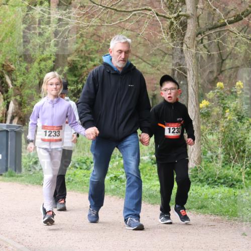 19.04.2026 - Hammer Lauf Lena Gebhardt http://msf.ph/oto/9563029 19.04.2026 09:30:27 Laufen 16, 1233, 1232 meine-sportfotos.de