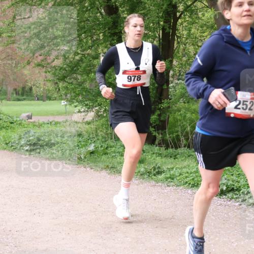 19.04.2026 - Hammer Lauf Lena Gebhardt http://msf.ph/oto/9563676 19.04.2026 10:12:08 Laufen 1021, 978, 62, 252 meine-sportfotos.de