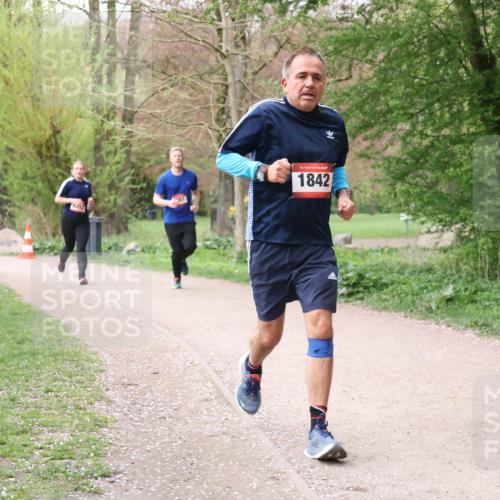 19.04.2026 - Hammer Lauf Lena Gebhardt http://msf.ph/oto/9563709 19.04.2026 10:12:31 Laufen 16, 1842 meine-sportfotos.de