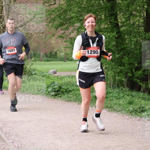 19.04.2026 - Hammer Lauf Lena Gebhardt http://msf.ph/oto/9563815 19.04.2026 10:13:21 Laufen 941, 1279, 1721, 1691, 1290 meine-sportfotos.de