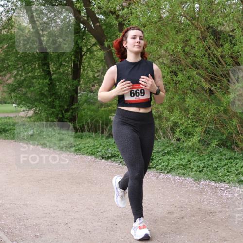 19.04.2026 - Hammer Lauf Lena Gebhardt http://msf.ph/oto/9564027 19.04.2026 10:15:15 Laufen 669 meine-sportfotos.de