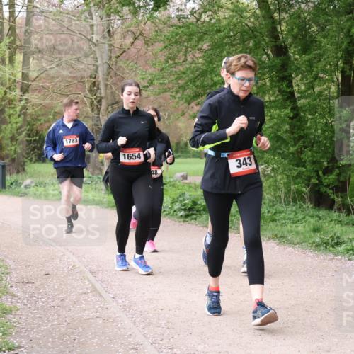 19.04.2026 - Hammer Lauf Lena Gebhardt http://msf.ph/oto/9564045 19.04.2026 10:15:46 Laufen 1783, 1654, 48, 16, 343 meine-sportfotos.de