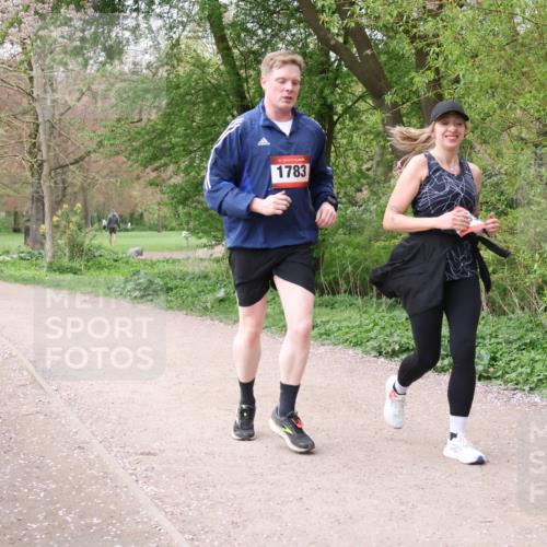 19.04.2026 - Hammer Lauf Lena Gebhardt http://msf.ph/oto/9564052 19.04.2026 10:15:49 Laufen 1783 meine-sportfotos.de