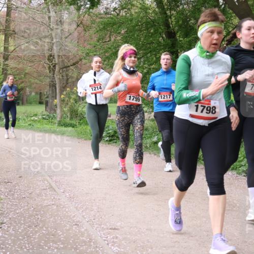 19.04.2026 - Hammer Lauf Lena Gebhardt http://msf.ph/oto/9564068 19.04.2026 10:15:57 Laufen 1214, 584, 1799, 1217, 1798, 798 meine-sportfotos.de