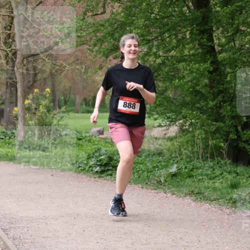 19.04.2026 - Hammer Lauf Lena Gebhardt http://msf.ph/oto/9564092 19.04.2026 10:16:16 Laufen 16, 888 meine-sportfotos.de